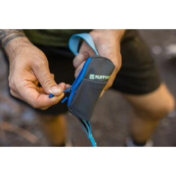 Ruffwear Stash Bag Mini™ Kotbeutelspender 6 Ruffwear Stash Bag Mini™ Kotbeutelspender – Bild 6