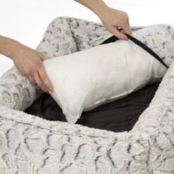 Wallace & Jones Hundebett Manchester-Heaven S -Zoofachgeschäft e31c26c9e2f0bf9ab62f3ad9961a7034831102f8 1349973 de DE 16bd0a66dd30ad6f572a043b233d735f2c4e4901VTSKDI